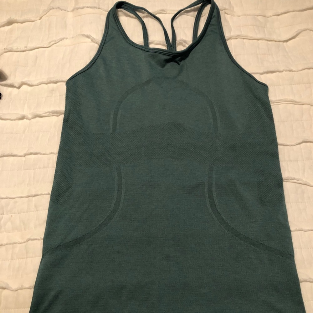 Lululemon turquoise top